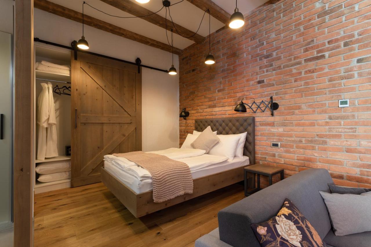 Gentry11 Rooms&More Марибор Екстериор снимка